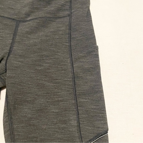 Lululemon Speed Up Tight Full-On Luxtreme Brushed
Heathered Black Size 4 - Picture 3 of 16